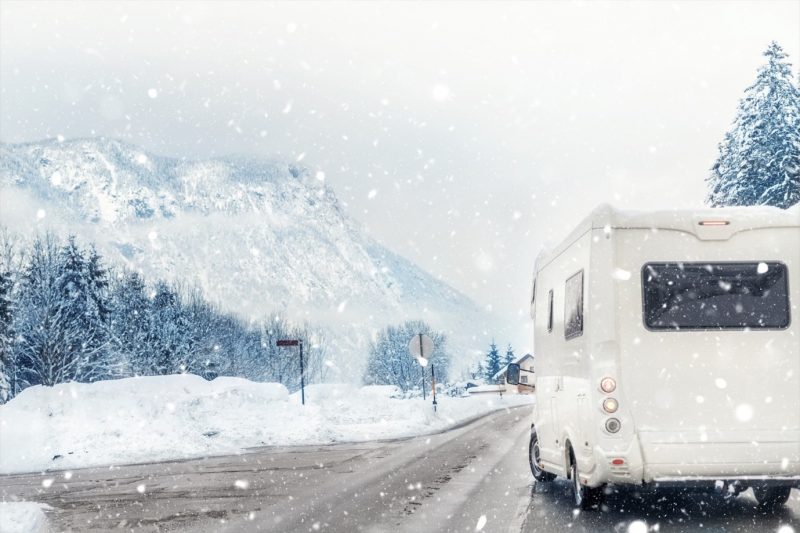 winter-motorhome