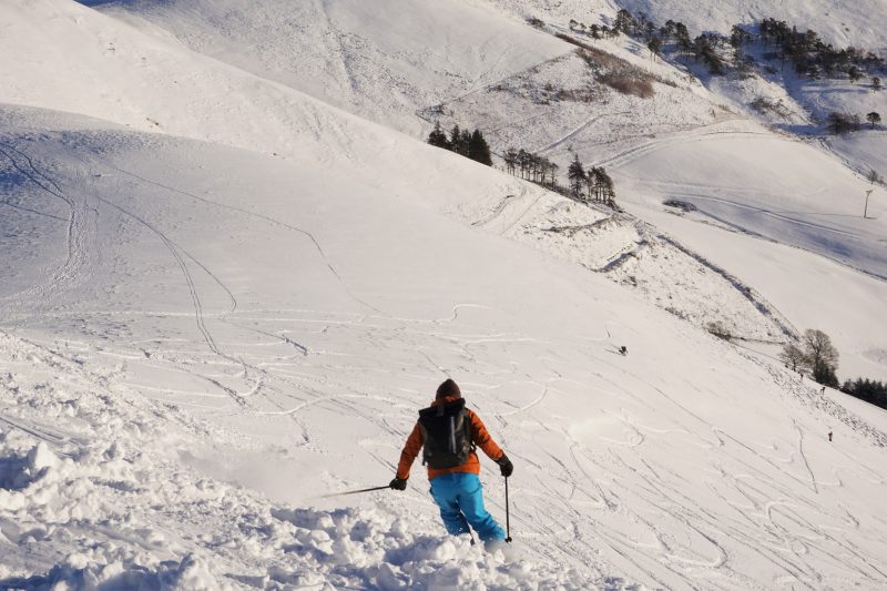 Ski-ing on West Kip